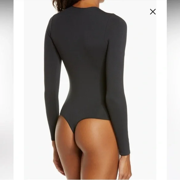 SKIMS ESSENTIAL CREW NECK LONG SLEEVE BODYSUIT Onyx Black - Picture 2 of 7